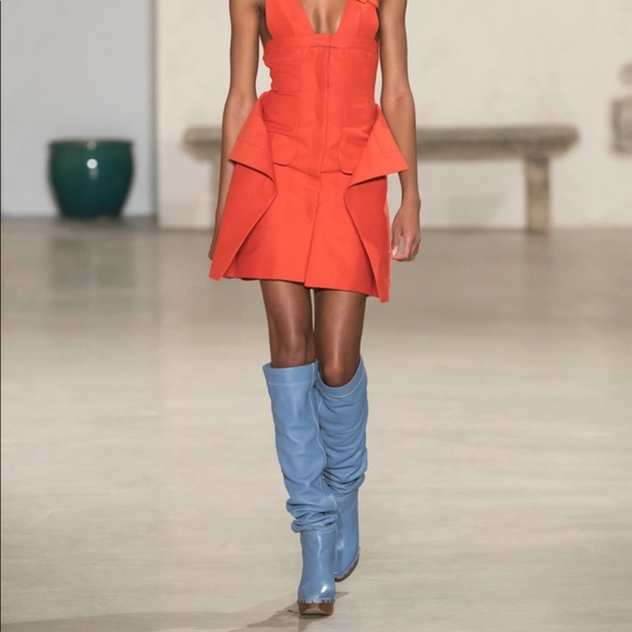 JACQUEMUS Les Bottes Sabots Tall Boot in Apricot - Picture 8 of 10